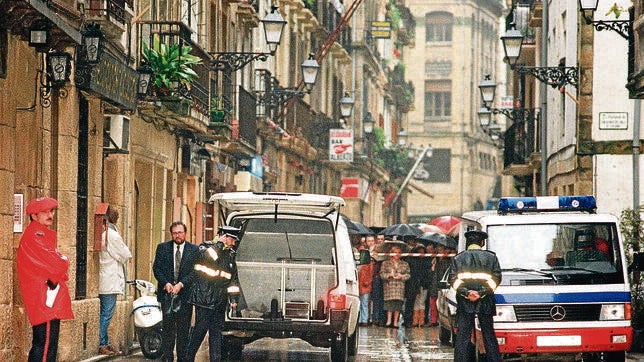 Con el asesinato de Gregorio Ordóñez, líder político, ETA buscó descabezar a un grupo social