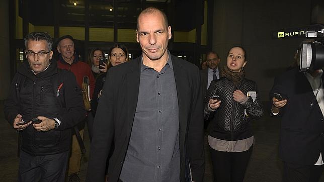 Varoufakis, a la entrada de la reunión con Lagarde