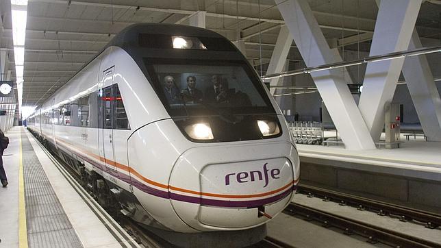 Una avería del Ave Málaga-Madrid afecta a más de 600 pasajeros