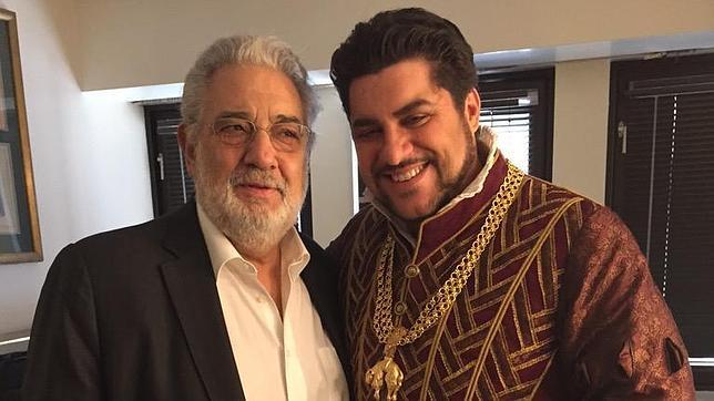 Un resfriado obliga a Plácido Domingo a ser sustituido media hora antes de que se abra el telón