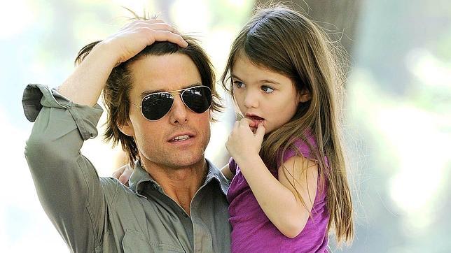 Tom Cruise no visita a su hija Suri desde hace un año