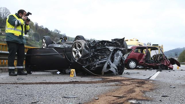 Mueren 13 personas en accidentes de tráfico este fin de semana