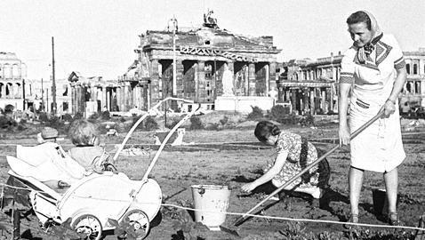 Tras la guerra, Alemania quedó destrozada por los bombardeos