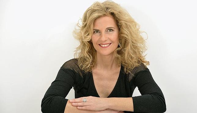 El Anagrama de Ensayo salta de la pasarela a la biblioteca