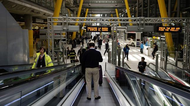 Barajas, el aeropuerto europeo que más pasajeros gana en 2015