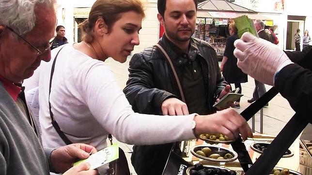 Las aceitunas toman las calles