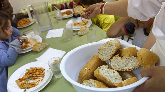 Lista de espera de escuelas que necesitan becas comedor