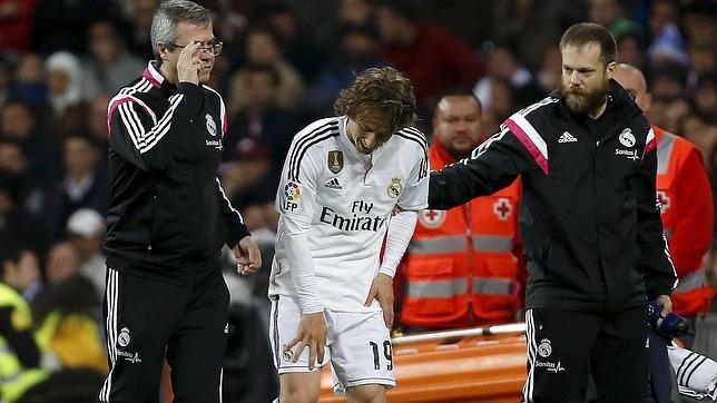 Oficial, Modric dice adiós a la temporada: mes y medio de baja