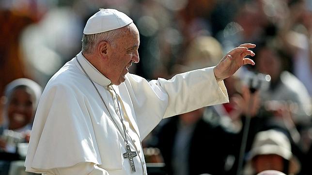 El Papa reitera su llamamiento internacional para evitar más tragedias en el Mediterráneo