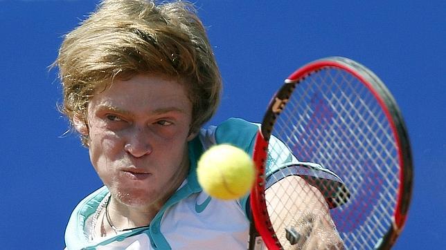 Campanada del imberbe Rublev ante Verdasco