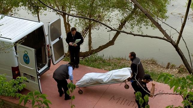 Aparece un cadáver flotando sobre el Ebro en el casco urbano de Zaragoza