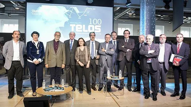 Acto de celebración del 30 aniversario de la revista Telos