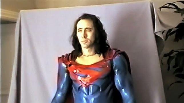 Así era el extraño Superman de Tim Burton y Nicolas Cage