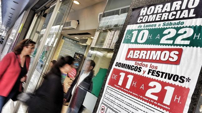 El Corte Inglés y las grandes superficies cierran el 1 de mayo en Valencia