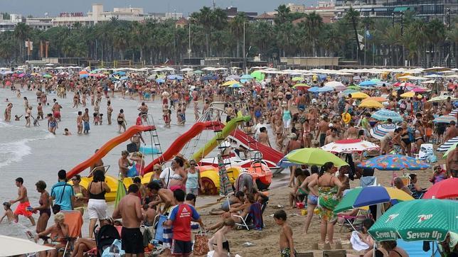 ¿Quién disfrutó de las primeras vacaciones pagadas? ¿Cuál fue la primera guía de viajes?