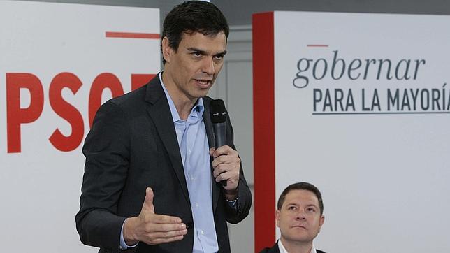García-Page presenta en Azuqueca a un candidato imputado por estafa