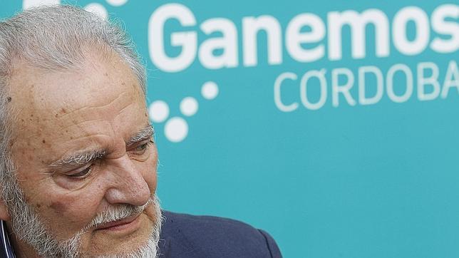 Julio Anguita se une a la campaña de Ganemos