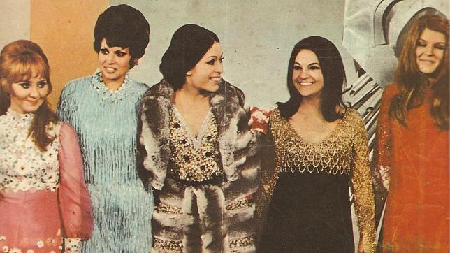 Massiel, junto a las cuatro ganadoras del festival de 1969 celebrado en Madrid