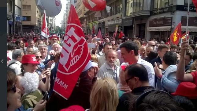 Pedro Sánchez se compromete a aprobar un nuevo Estatuto de los trabajadores