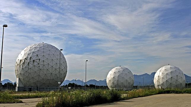 Radares del Servicio Federal de Información (BND) alemán en Bad Aibling