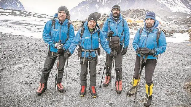La expedición BBVA-Carlos Soria sale del Annapurna y está en Katmandú