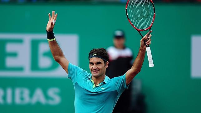 Federer no se cansa de ganar