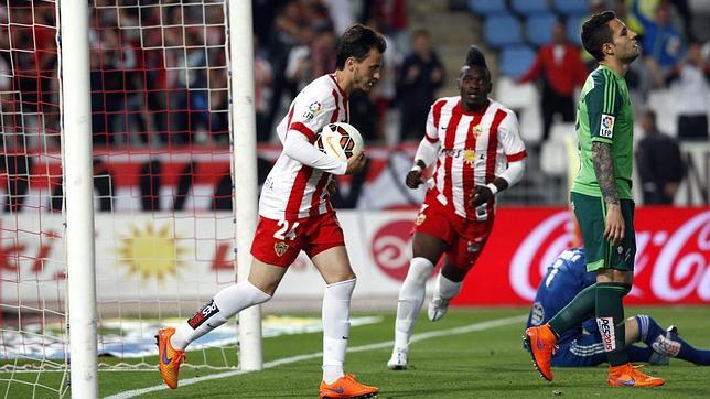 El Almería rescata un punto ante el Celta y se agarra a la permanencia