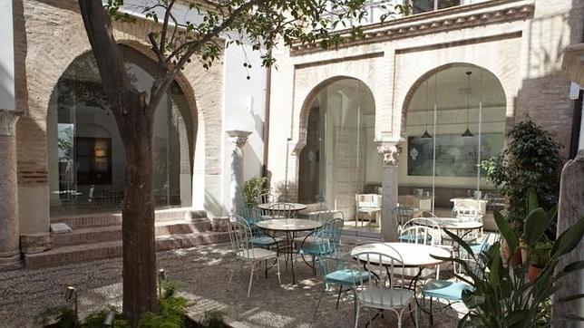 Hoteles para disfrutar de los patios de Córdoba
