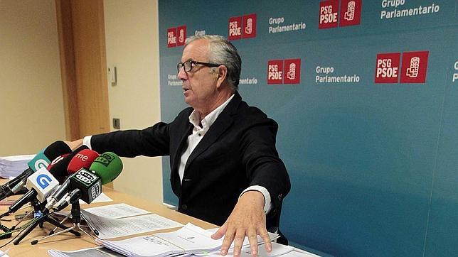 El exlíder del PSOE gallego «Pachi» Vázquez dimite como diputado