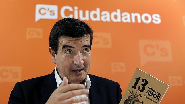 Fernando Giner presenta el programa de Ciudadanos para «limpiar» Valencia