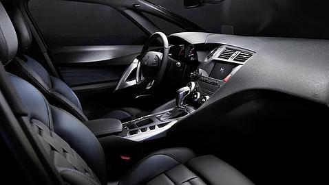 Se simplifica la ergonomía en el habitáculo