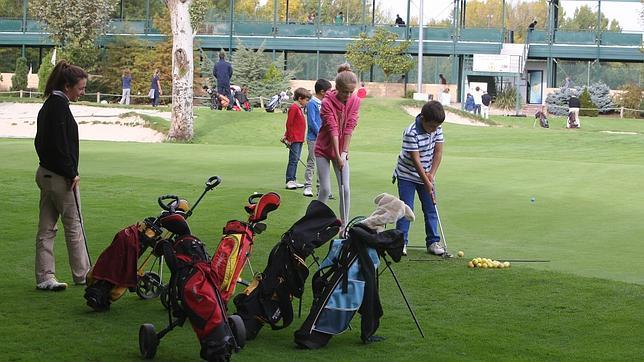 Madrid se abre al turismo y al ocio del golf