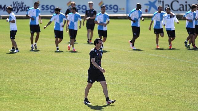 Emery no dirigirá al Sevilla ante el Celta por la muerte de su padre