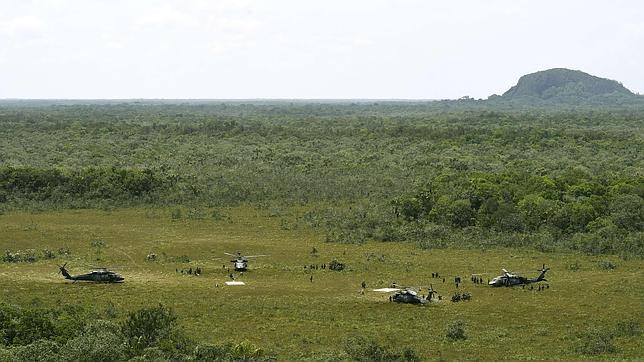 Los máximos jefes de las FARC y ELN viajarán a La Habana con la autorización de Santos