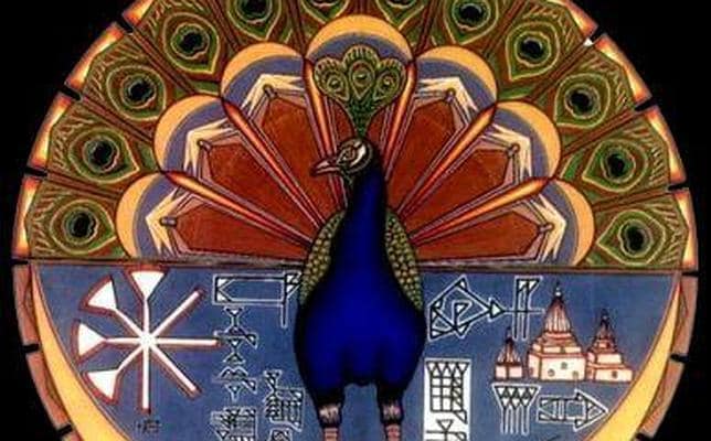 Representación de Melek Taus, el ángel caído a través del símbolo de un pavo real