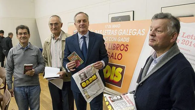 La cadena de supermercados Gadis se suma un año más a la conmemoración de las Letras Galegas