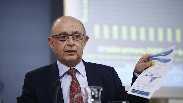 Cristobal Montoro durante un Consejo de ministros