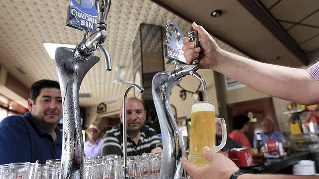 La venta de cerveza cierra 2014 con un incremento del 2,3%, el mayor desde 2006