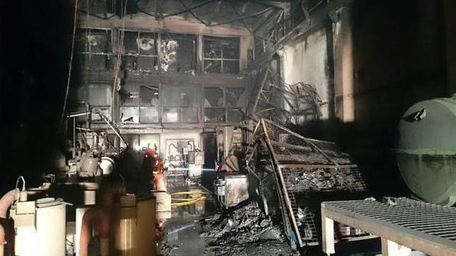 Un incendio destruye un almacén del Instituto Tecnológico del Plástico