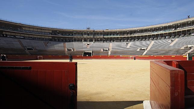 Sánchez y Rajoy, el mano a mano de la campaña en la plaza de toros de Valencia