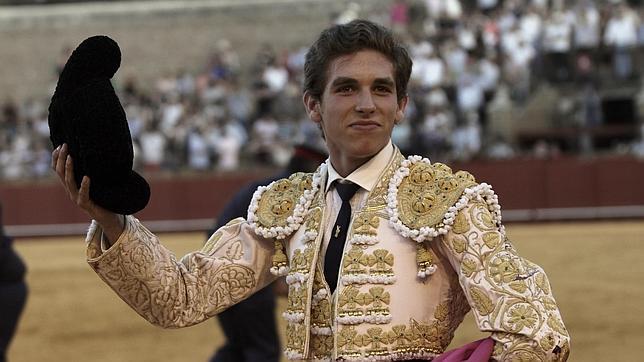 Ginés Marín corta una oreja en su debut en Sevilla