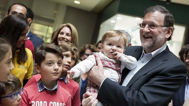 MAriano Rajoy en un encuentro con las familias esta semana