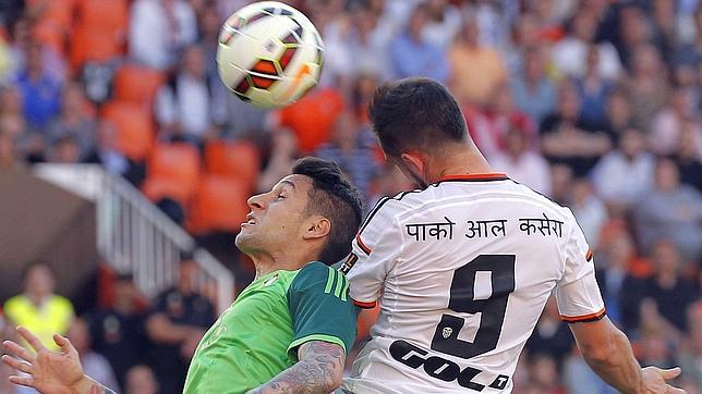 El Valencia juega con sus nombres en nepalí frente al Celta