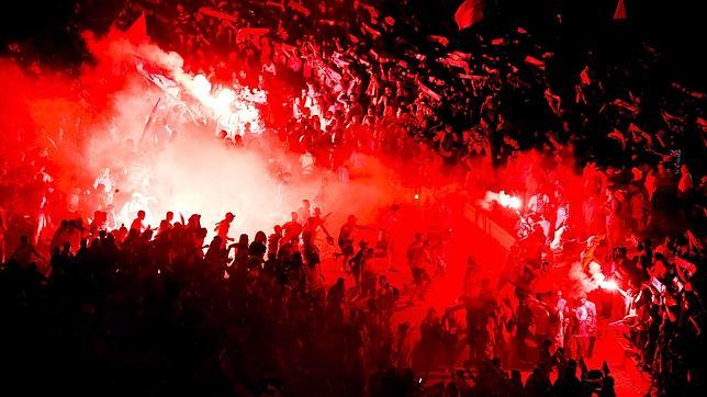 Lamentable agresión a un padre delante de su hijo en las celebraciones del Benfica