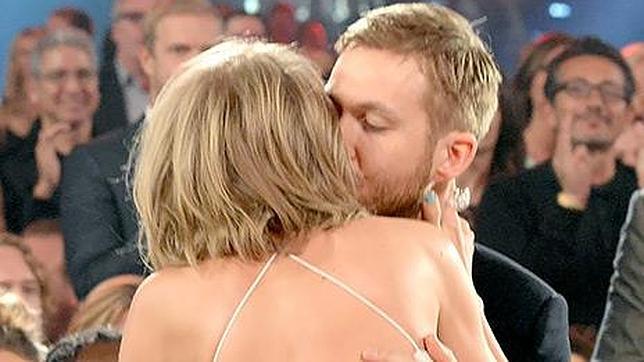 Taylor Swift y Calvin Harris: besos y arrumacos en los Premios Billboard