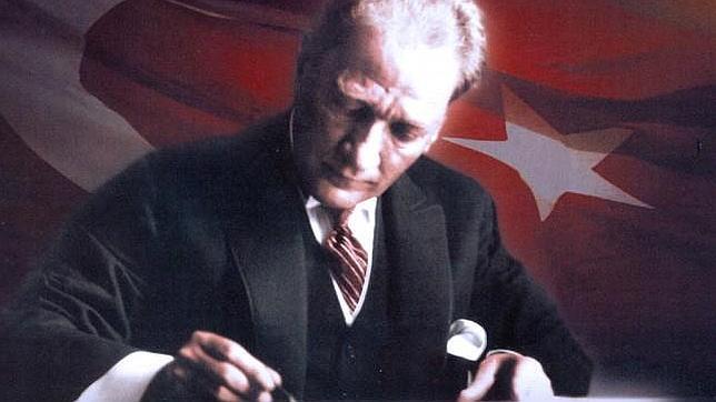 ¿Por qué los turcos celebran hoy el Día de «Atatürk»?