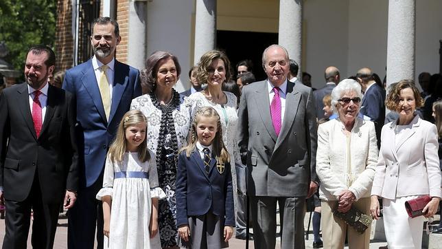 Las infantas Elena y Cristina, las grandes ausentes en la Primera Comunión de la Princesa Leonor