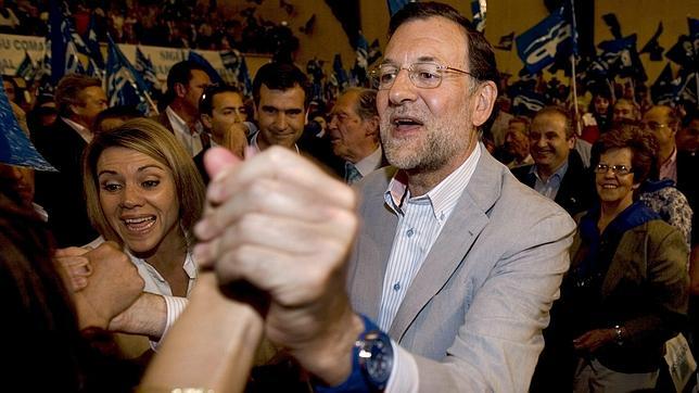 La estampa de 2011 de Rajoy y Cospedal en Guadalajara en el cierre de campaña (foto) se vuelve a repetir este viernes