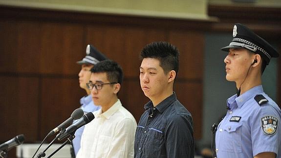 Prisión para dos desempleados chinos por conducir al estilo 'Fast & Furious'