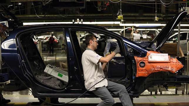 La industria eleva sus ventas un 5,8% en marzo, su mejor dato desde hace dos años